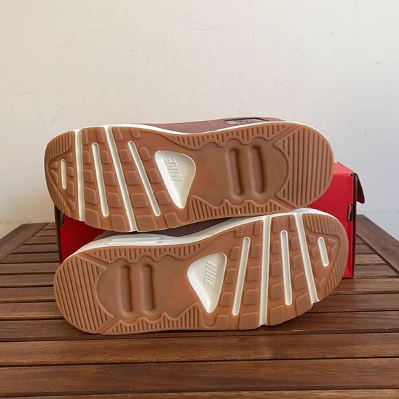 Nike Air Max 90 LV8 Light Iron Ore/Platinum Violet US Women 9/UK 6.5(FD4328-001) - Picture 10 of 13